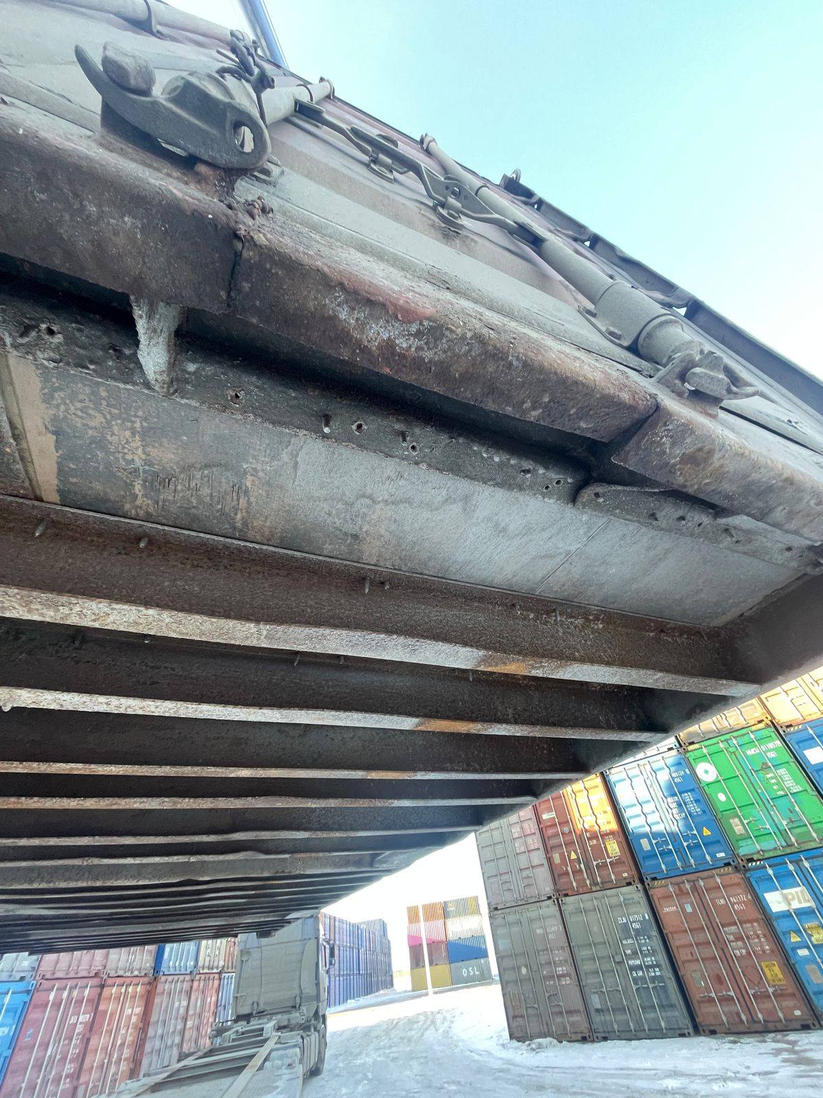 Морской контейнер TGHU0667006